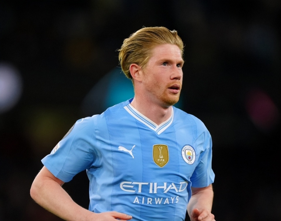 2025／26赛季英超：伊萨克荣获2025瑞典金球奖，率纽卡夺冠成获奖主要因素（2025／26英超：伊萨克当选2025瑞典金球，率纽卡夺冠成获奖关键）