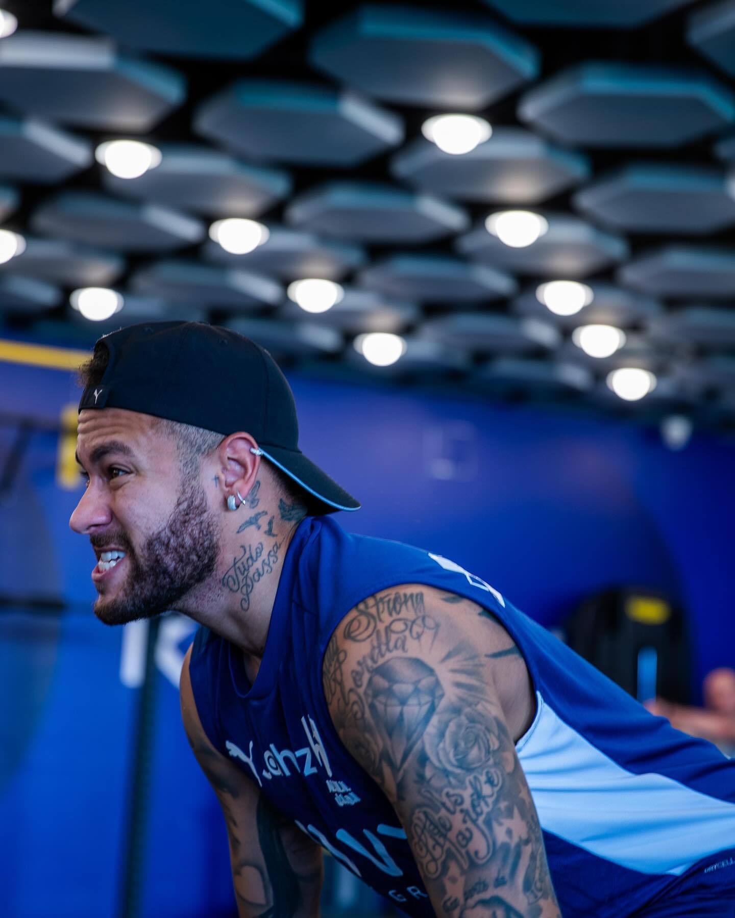 未能晋级世界杯！官方：哥斯达黎加国家队主教练赫雷拉下课（官方宣布：无缘世界杯，哥斯达黎加主帅赫雷拉下课）