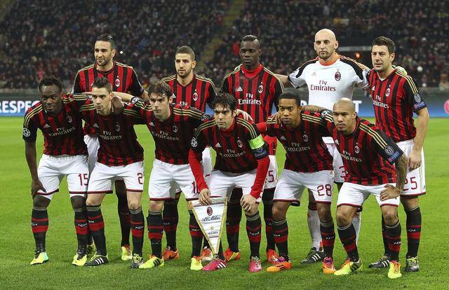 麦克阿瑟FCvs大埔亚冠赛前为香港大埔火灾遇难者...（亚冠前瞻：麦克阿瑟FC对阵大埔，赛前向香港大埔火灾遇难者致哀）