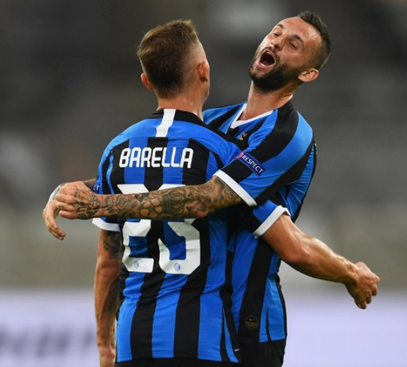 曼晚：曼城预计将在本赛季留下胡桑诺夫