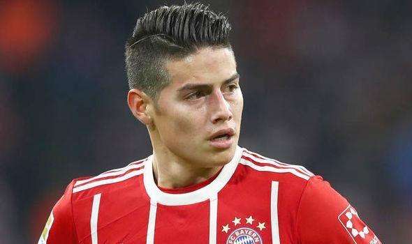 阿贾克斯官方：将彻查燃放烟花的肇事者，并采取适当措施