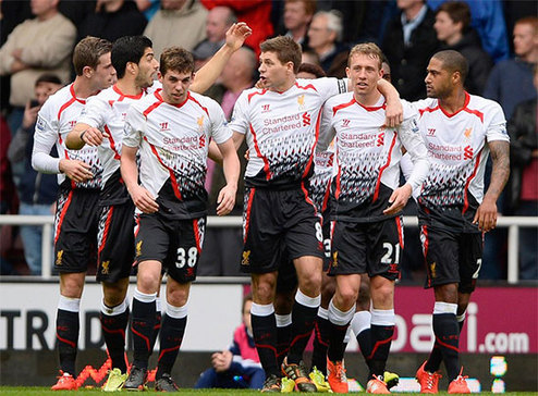 英超第10轮比赛，桑德兰主场1-1战平埃弗顿。