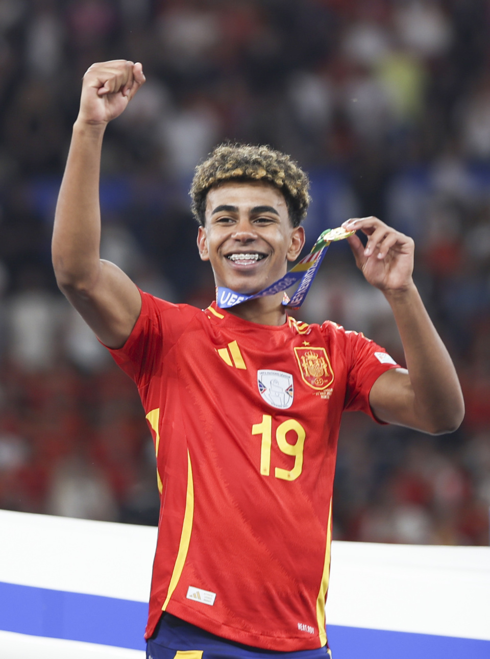 昂达夫连续6轮德甲进球，打破克林斯曼保持的斯图加特队史纪录