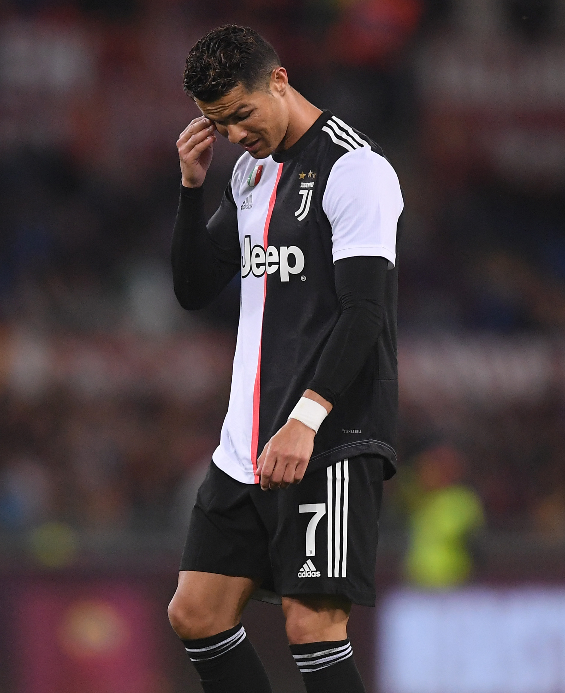 武汉女足vs东孟加拉女足首发：王霜领衔，奥乌苏先发