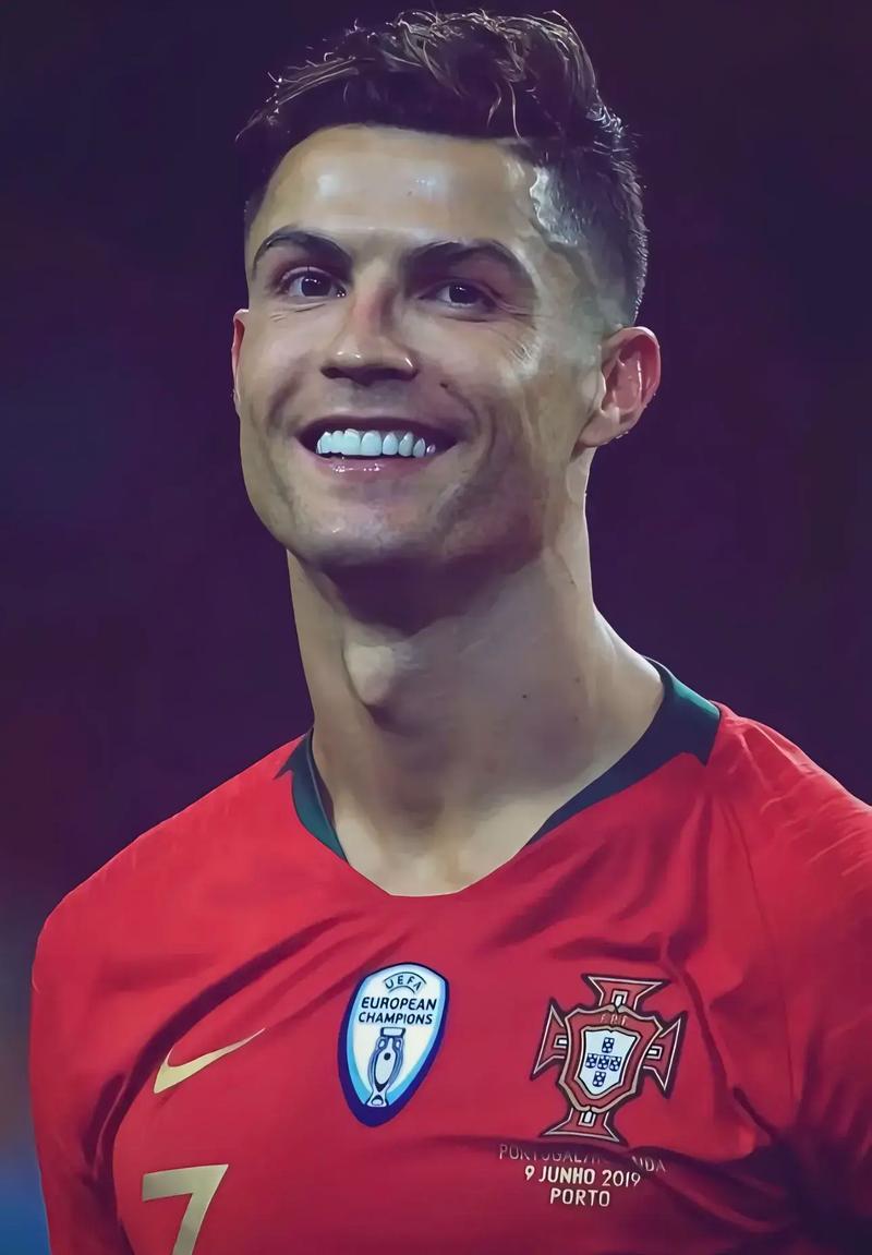 吉拉西前23场欧冠进18球，仅次于哈兰德的28球（吉拉西欧冠前23战轰入18球，仅逊哈兰德28球）