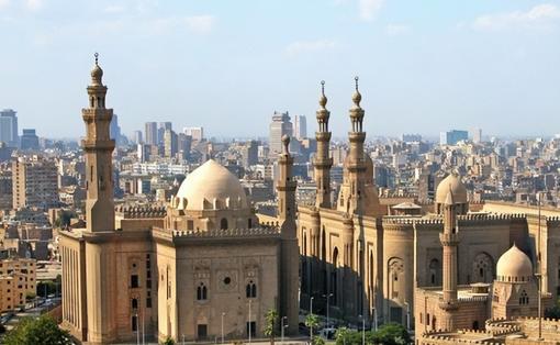 德甲半场：勒威林重炮世界波，斯图加特暂2-0云达不莱梅（德甲半场战报：勒威林远射世界波，斯图加特2-0领先云达不莱梅）